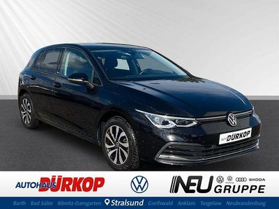 Gebraucht VW Golf VIII Active 116 PS (85 kW) 2022 Schwarz Limousine