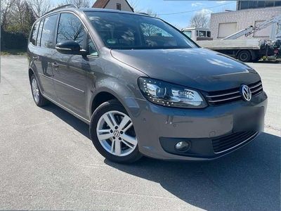 Gebraucht VW Touran Match 140 PS (102 kW) 2012 Grau Van / Kleinbus