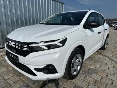 Neu Dacia Sandero Essentiel 91 PS (66 kW) 2026 Weiß Limousine