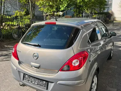 Second-hand Opel Corsa 69 CP (50 kW) 2011 Maro Hatchback
