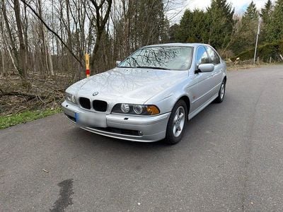 Gebraucht BMW 520 170 PS (125 kW) 2003 Silber Limousine