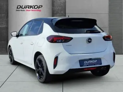 Używany Opel Corsa GS Line 131 KM (96 kW) 2024 Biały Hatchback