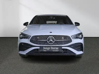 Gebraucht Mercedes CLA200 Shooting Brake AMG 163 PS (119 kW) 2025 Weiß Kombi