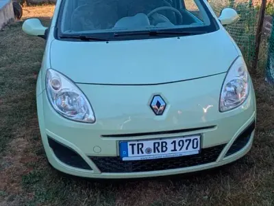 Gebraucht Renault Twingo 75 PS (55 kW) 2009 Grün Kleinwagen