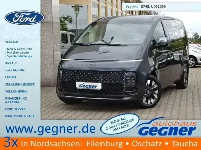 Usata Hyundai Staria Signature 177 CV (130 kW) 2022 Grigio Monovolume