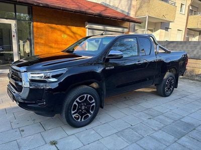 Second-hand Toyota HiLux Executive 204 CP (150 kW) 2021 Negru Pickup