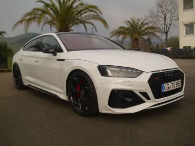 Używany Audi RS5 Sportback Competition 450 KM (330 kW) 2023 Biały Sedan/Limuzyna