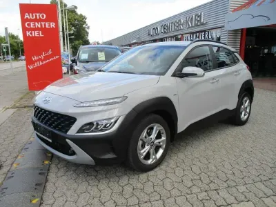 Gebraucht Hyundai Kona Trend 120 PS (88 kW) 2022 Grau SUV