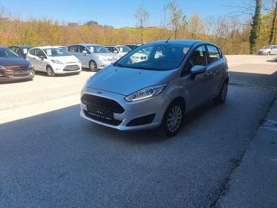 Gebraucht Ford Fiesta Trend 80 PS (58 kW) 2017 Silber Kleinwagen