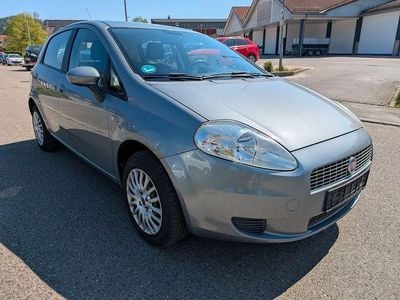 Second-hand Fiat Grande Punto Dynamic 77 CP (56 kW) 2009 Gri Hatchback