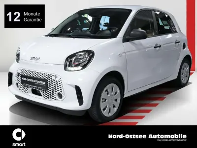 Gebraucht Smart ForFour Electric Drive 60 kW (82 PS) 2021 Karosserie in white Coupé