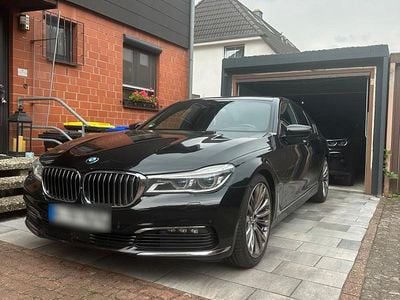 BMW 730