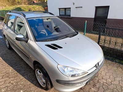 Gebraucht Peugeot 206 75 PS (55 kW) 2003 Silber Kombi
