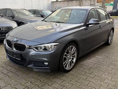 Grau Gebraucht 2017 BMW 318 M Sport Limousine | 15.900 € (Etwas zu teuer)