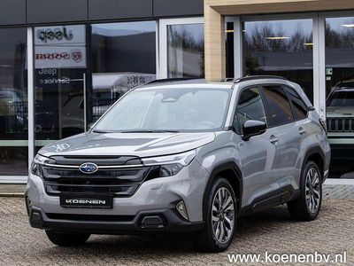 Nuova Subaru Forester Platinum 136 CV (100 kW) 2025 Grigio SUV