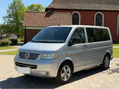 Gebraucht VW Caravelle 179 PS (131 kW) 2007 Silber Van