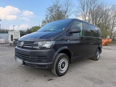 Second-hand VW T6 150 CP (110 kW) 2016 Negru Van