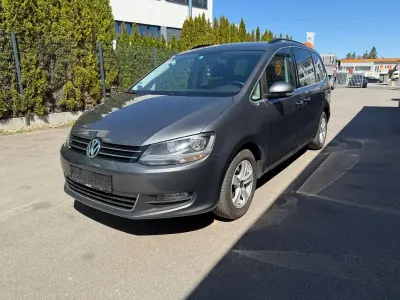 Gebraucht VW Sharan Comfortline 140 PS (102 kW) 2012 Grau Van / Kleinbus