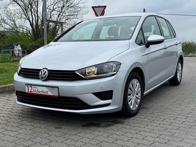 Second-hand VW Golf VII Trendline 110 CP (80 kW) 2014 Argintiu Berlinǎ