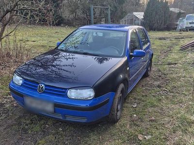 Gebraucht VW Golf IV 110 PS (80 kW) 2000 Blau Kleinwagen