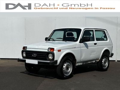 Gebraucht Lada niva 83 PS (61 kW) 2016 Weiß SUV