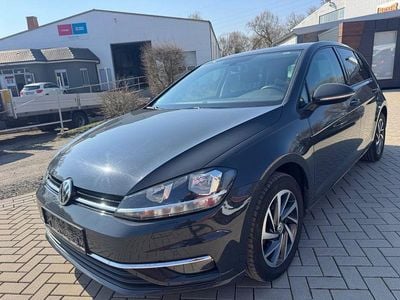 Gebraucht VW Golf VII Sound 116 PS (85 kW) 2018 Grau Limousine