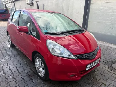 Gebraucht Honda Jazz Comfort 99 PS (72 kW) 2012 Rot Kleinwagen