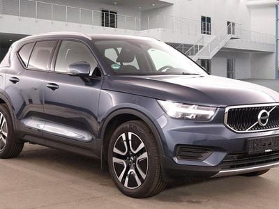 Gebraucht Volvo XC40 Momentum 163 PS (119 kW) 2021 Blau SUV
