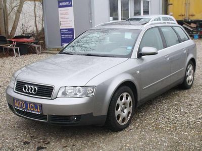 Atlasgrau Gebraucht 2001 Audi A4 Kombi | 5.990 €