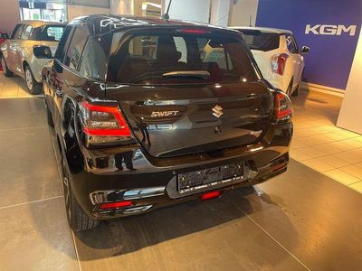 Neu Suzuki Swift Comfort 83 PS (61 kW) 2025 Schwarz Limousine