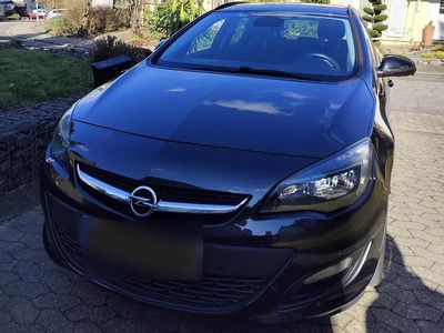 Gebraucht Opel Astra 140 PS (102 kW) 2015 Schwarz Kombi