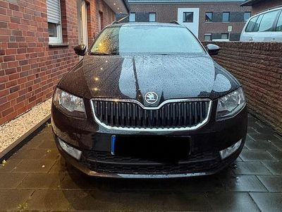 Gebraucht Skoda Octavia 110 PS (80 kW) 2016 Schwarz Kombi