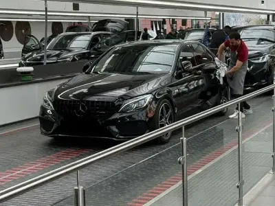 Gebraucht Mercedes C43 AMG AMG 367 PS (269 kW) 2018 Schwarz Limousine