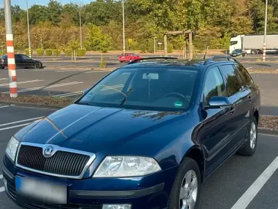 Gebraucht Skoda Octavia 102 PS (75 kW) 2008 Blau Kombi