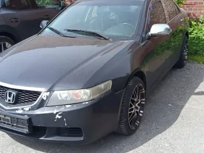 Usata Honda Accord 155 CV (114 kW) 2005 Nero Berlina