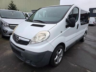 Weiß Gebraucht 2009 Opel Vivaro Van / Kleinbus | 4.500 € (Fairer Preis)
