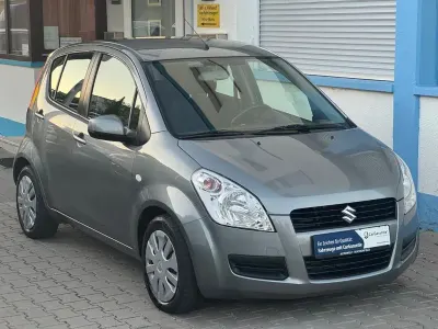 Gebraucht Suzuki Splash Club 94 PS (69 kW) 2012 Silber Kleinwagen