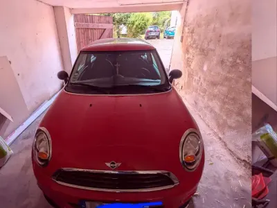 Gebraucht Mini ONE 75 PS (55 kW) 2013 Rot Kleinwagen