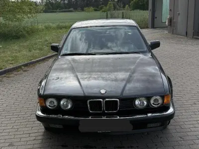 Gebraucht BMW 735 211 PS (155 kW) 1991 Schwarz Limousine