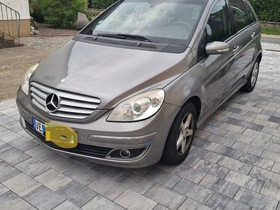 Mercedes B170
