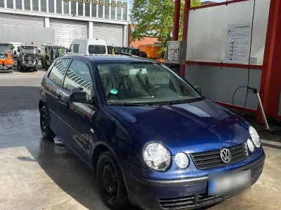Occasion VW Polo Highline 64 ch (47 kW) 2002 Bleue Berline