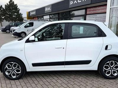 Gebraucht Renault Twingo Zen 60 kW (82 PS) 2022 Qnj pyrenéesweiß Kleinwagen