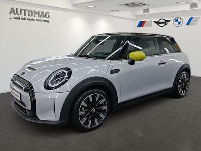 White silver Gebraucht 2022 Mini Cooper SE Hatch Kleinwagen | 19.990 € (Etwas zu teuer)