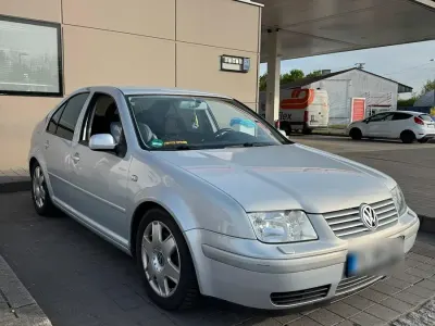 Gebraucht VW Bora 105 PS (77 kW) 2000 Silber Limousine