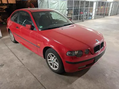 Gebraucht BMW 316 116 PS (85 kW) 2004 Rot