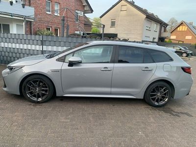 gebraucht Toyota Corolla 2,0 Hybrid Club Touring Sports Club