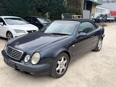 Gebraucht Mercedes CLK230 193 PS (141 kW) 1998 Blau Cabrio