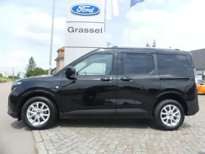 Neu Ford Tourneo Courier Titanium 125 PS (91 kW) 2026 Schwarz Van / Kleinbus