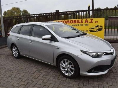 Toyota Auris Hybrid