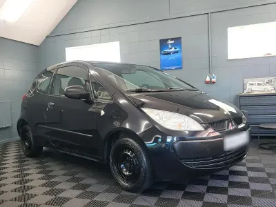 Gebraucht Mitsubishi Colt 60 PS (44 kW) 2008 Schwarz Kleinwagen